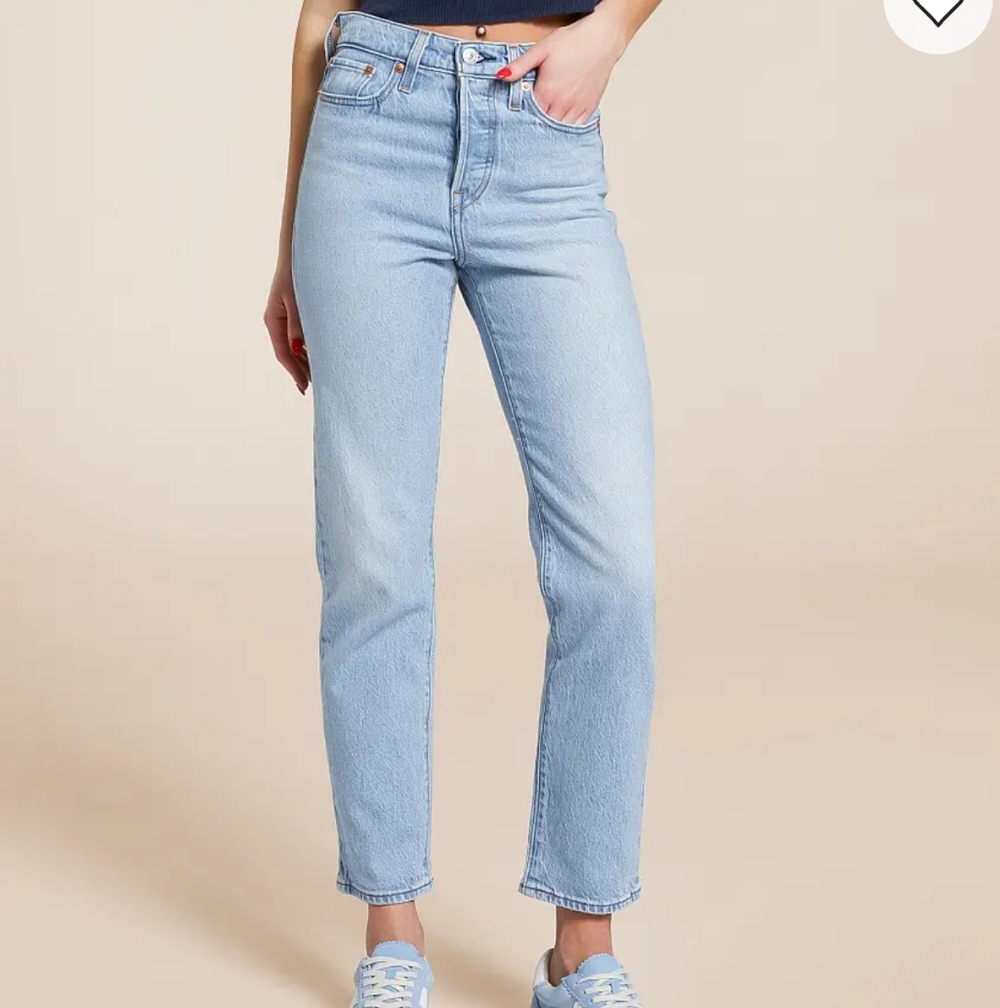Wedgie Levi's Premium Straight  Button Fly Jeans/SZ 30/ NWT/ Info